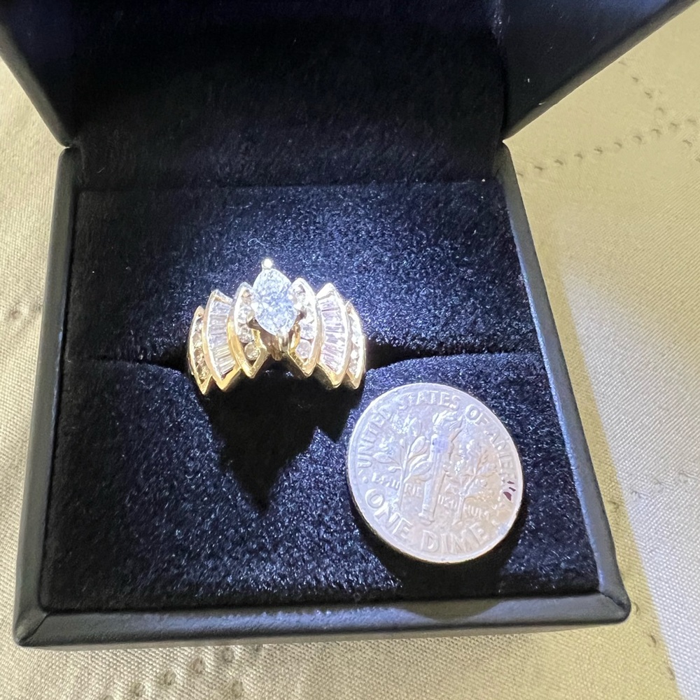 Yellow gold diamonds ring with 3 tears on each side. Diamond 1.50 ctw Bow - Picture 11 of 17